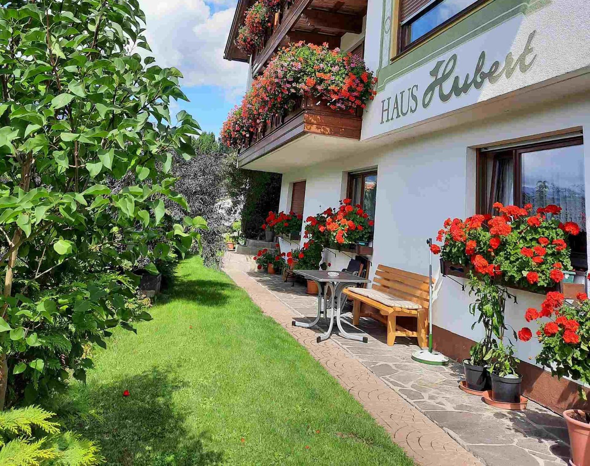 Апартаменти Haus Hubert Арцль-ім-Пітцталь Екстер'єр фото